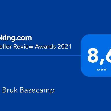 Eds Bruk Basecamp Guest House Edsbruk Bagian luar foto