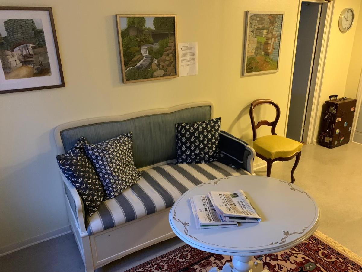 Eds Bruk Basecamp Guest House Edsbruk Bagian luar foto