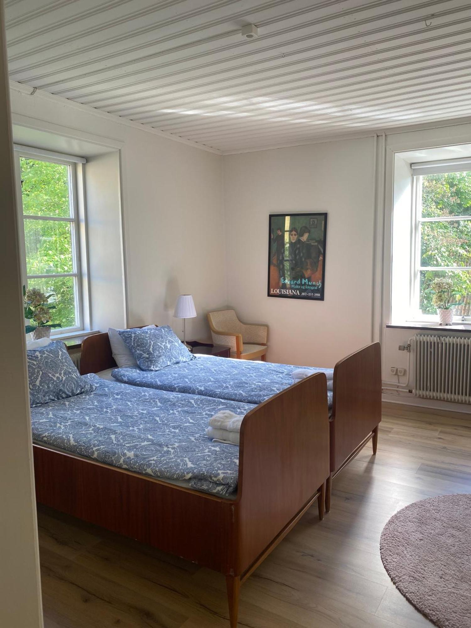 Eds Bruk Basecamp Guest House Edsbruk Bagian luar foto